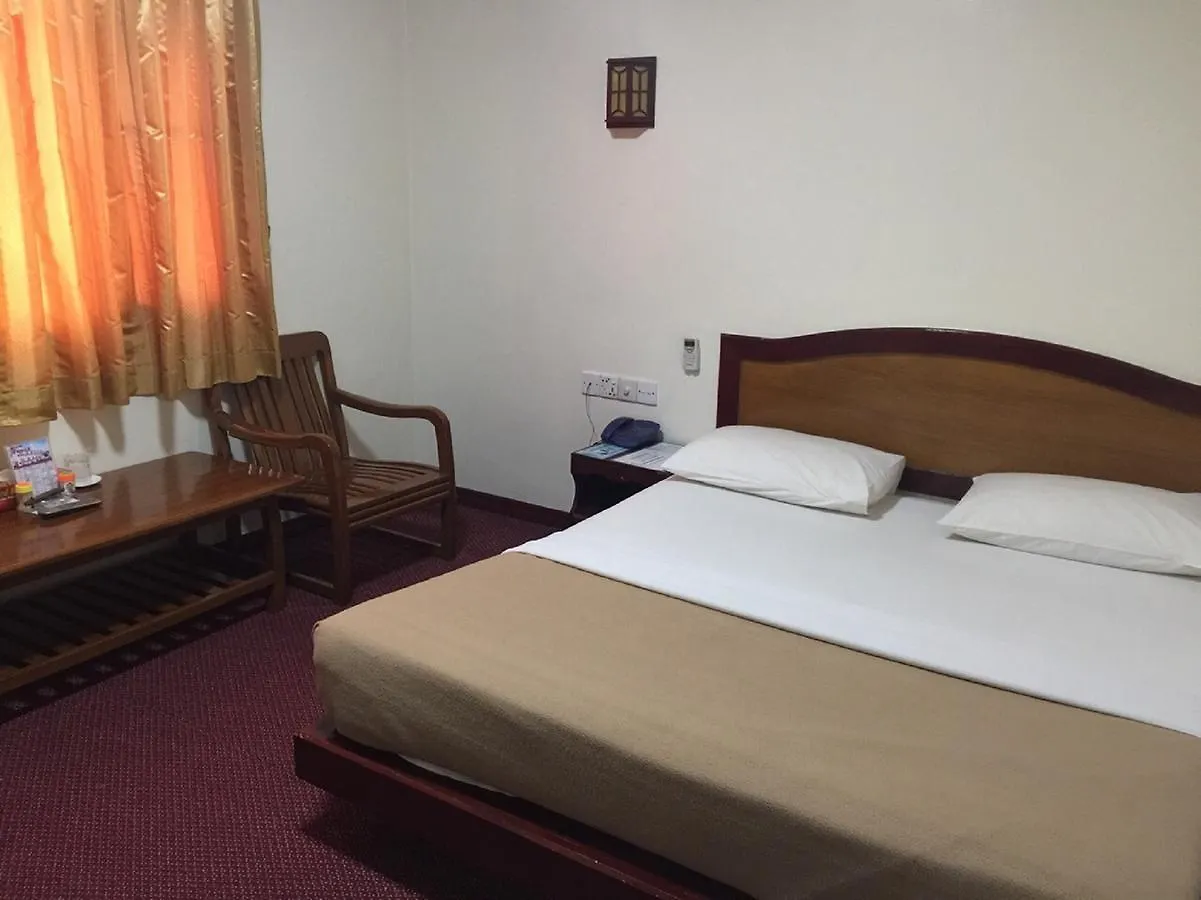 يانغون Motel Venus